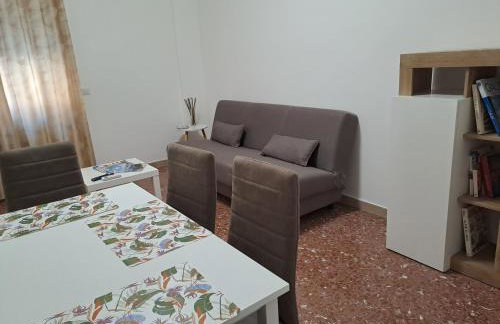 Mauri's Home - CasaMauri - Adiacente Metro C - Foto 15