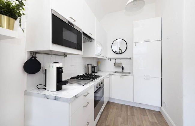 Bright and Modern Flat with desk - Foto 14