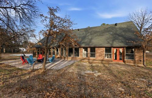 Oakwood Oasis- 1,4 Acres of Tranquility home - Foto 26