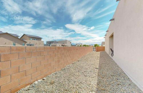 King Bed with Pool Access and Dog Friendly - Foto 23