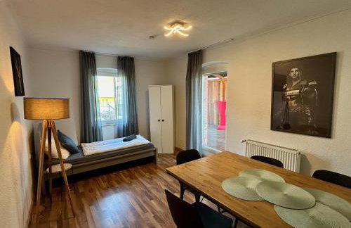 OhPardon! GAILDORF - Monteurwohnung im EG, Einzelbetten, Loggia & Garten - Foto 9