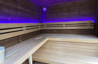 Luxury Historic Villa with heated pool near Catania, Taormina, the Sea and Mount Etna by SicilianRelaxingHomes - Foto 8