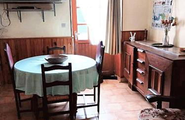 Maison charmante à Ombrée d'Anjou avec jardin et terrasse - Foto 10