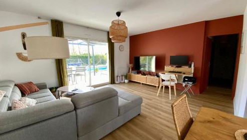 Villa Le Faré 10 min des plages - Climatisée - 8 Pers - Piscine Chauffée du 1er mai au 30 sept - - Foto 3