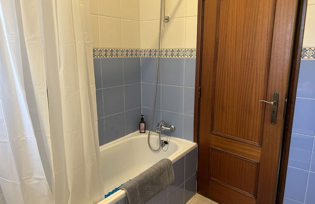 Poolside Apartment with 2 bedrooms, patio and BBQ - Foto 26