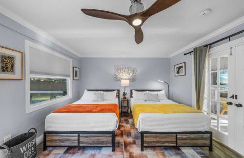 Stunning Gem Home w Heated Salt Pool & Game Room - Foto 54