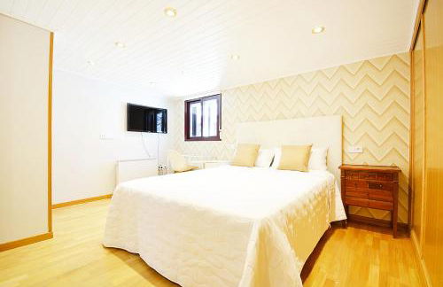 GALIHOST - Ático con terraza y vistas al mar en Vilagarcía - Foto 7