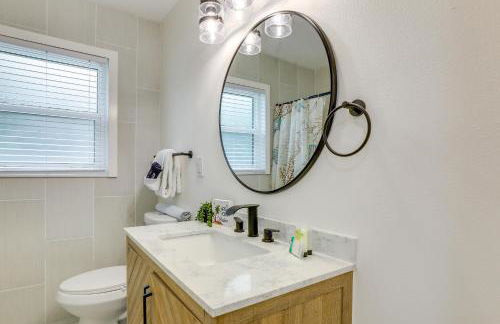 Private Hot Tub and Fenced Yard Sleek Gulfport Home - Foto 24