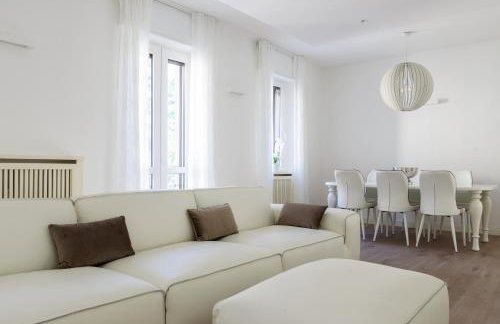 Pure White - by MyHomeInComo - Photo 14