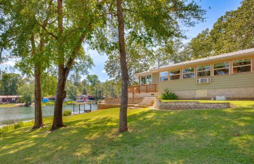 Kilgore Lakefront Home with Private Dock and Pier! - Foto 23