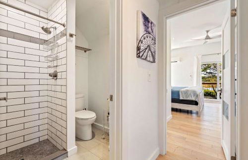 Latitude Adjustment Walk to Beach & Dining! - Foto 64