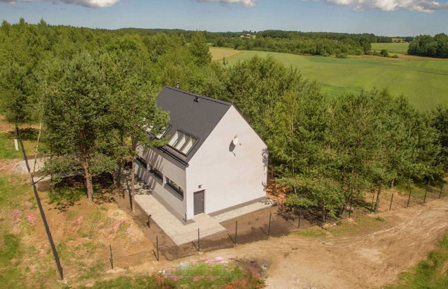 Glass Cottage in Jelenska Huta With Terrace - Photo 1