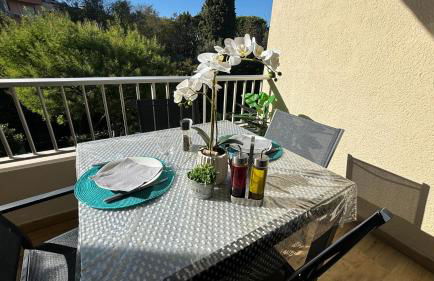 Proche Centre SANARY Studio climatisé 4 personnes - Foto 1