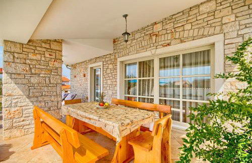 Charming villa Oliva with 4 bedrooms near the wonderful village of Fazana - Foto 12