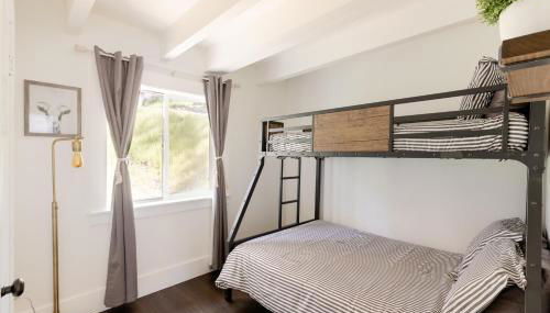 Sprocket Hollow Treetop A-Frame Log Cabin - Foto 5