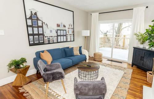 Cozy Riverfront Bungalow with Stunning Views - Foto 44