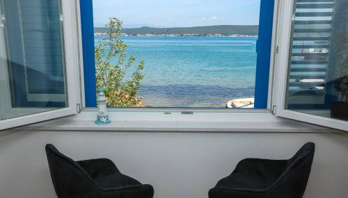 Apartments Seafront - Photo 3