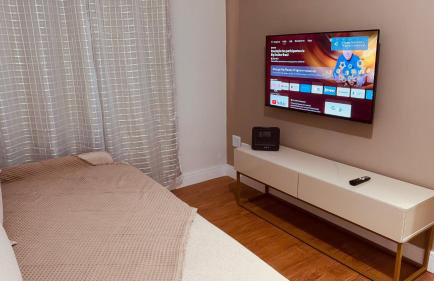 Apto no Centro, com Ar Condicionado e Lava e Seca - Photo 1