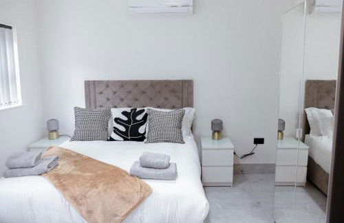 New fully furnished 5 bedroom, 4 bathroom detached houses - Foto 25