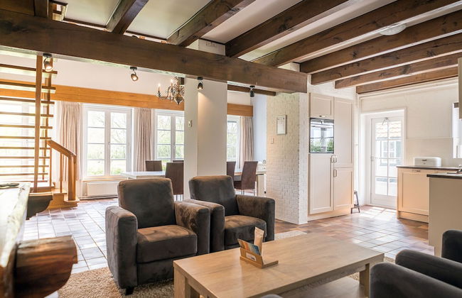 Peaceful Farmhouse in De Cocksdorp near Sea - Photo 2