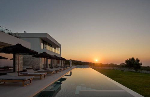 Gavras Exclusive Villas, with Infinity Pools, Spa Whirlpools & SeaViews, By ThinkVilla - Foto 21