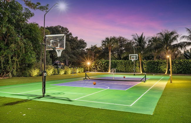 Luxurious 6-Bedroom Villa with Pool & Games - Foto 34