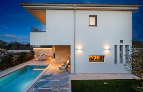 New 2026 Casa MARE Malinska with private heated pool - Foto 52