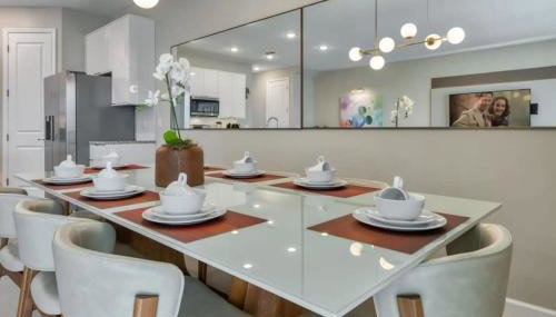 7961 Luxuosa Villa de 4 Suítes com Piscina Privativa a 10 Minutos da Disney - Foto 4