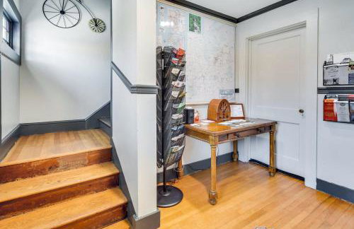 Bright Brevard Home Near Downtown and Trails - Foto 24