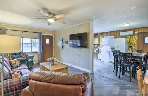 Cozy Graham Retreat about 3 Mi to Lake Eddleman! - Foto 5