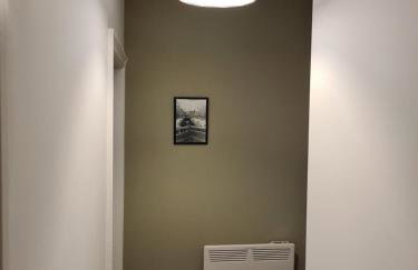 Modern River View Mytholmroyd Apartment - Photo 17