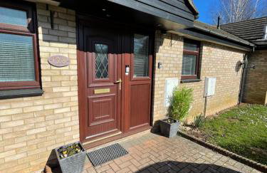 Charming 2 Bedroom Bungalow with open plan living - Foto 15