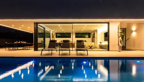 Villa Tenik - Foto 3, sunbed