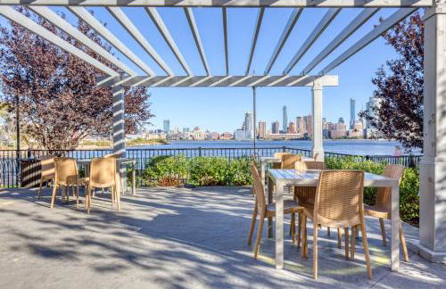 Blueground Hudson Exchange pool nr Liberty Park NYC-2222 - Foto 28