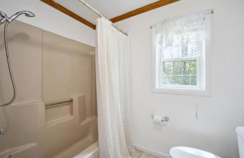 1BR Lakefront Cottage - Perfect for Two - Foto 17