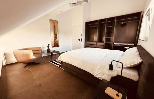 Abstatt Deluxe Loft with Spa - Foto 17