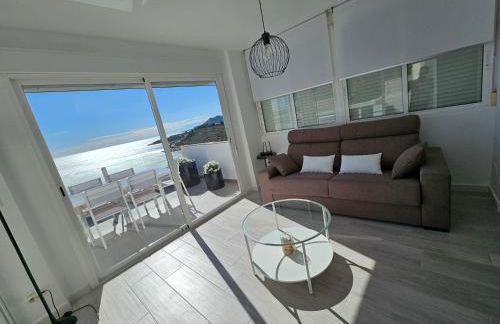 FANTÁSTICO DÚPLEX CON VISTAS IMPRESIONANTES AL MAR - Photo 8