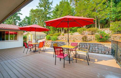 4 Mi to River Umpqua Valley Villa with Fire Pit! - Foto 38