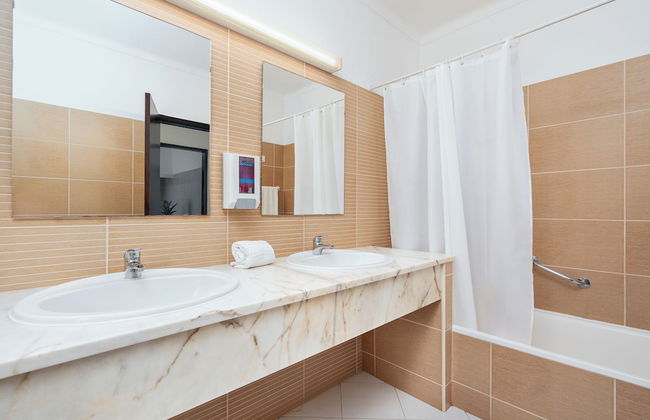 Colina Village - Photo 28