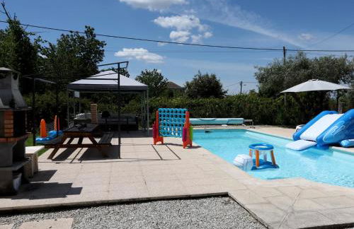 Luxury Private apartment FREE Play Park inc QUID BIKES PRIVATE Heated swimming pool - Foto 15