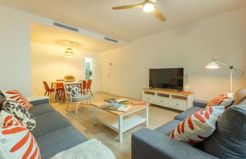 Charming 2 Bedroom Apartment with FREE PARKING close to Torre del Oro by Ocityzen - Foto 10