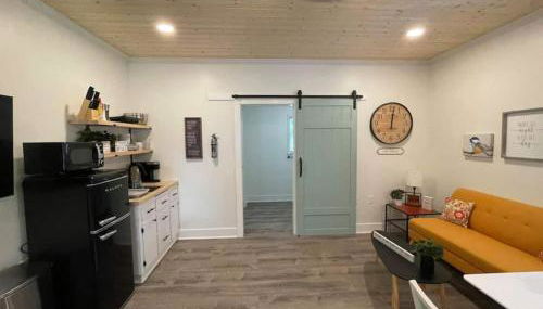 Beautifully Renovated Studio 2 Miles From Marina! - Foto 3