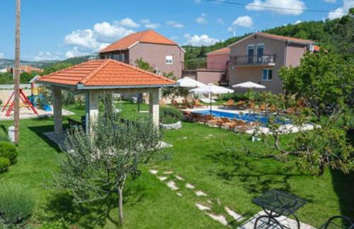 Villa Popovića dvori - Foto 1