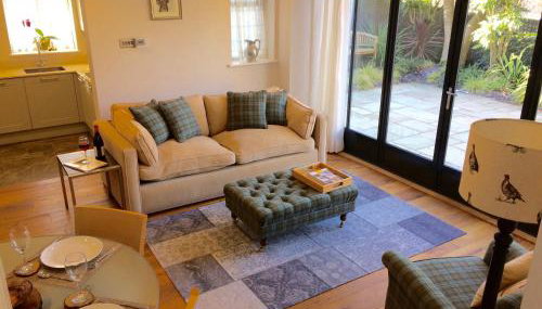 Hesmonds Oast Lodge - Foto 3