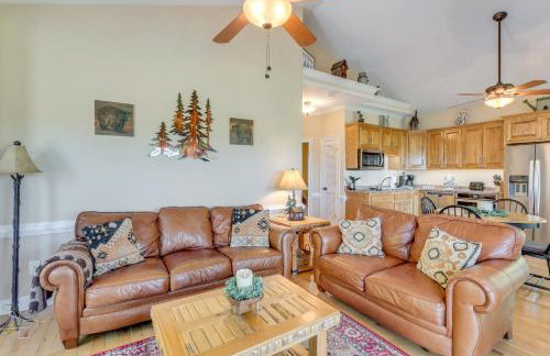 Lake-View Condo with Covered Deck in Hiawassee! - Foto 6