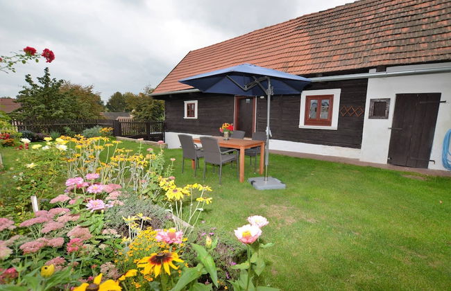 Holiday Home in Forest With Private Pool - Foto 1