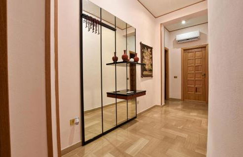 Cozy Apartment In Trappeto With Wifi - Photo 17