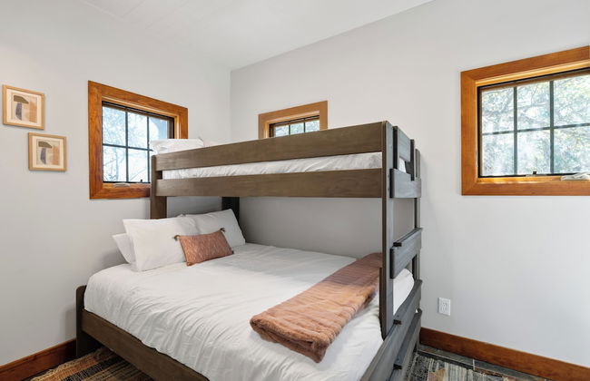 Urban Cowboy Villas - Heart of 704 - Foto 9