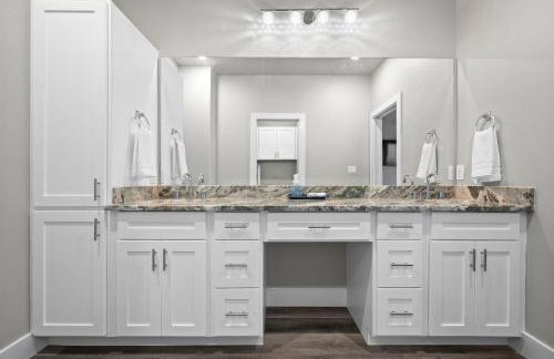 Beautiful New 3 Bedroom Townhouse w/ Private Pool - Foto 9