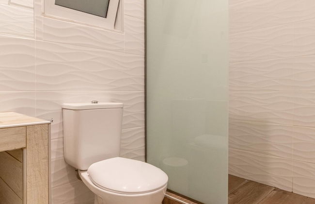 Stay Helios - Aparts & Pool Suites - Photo 48